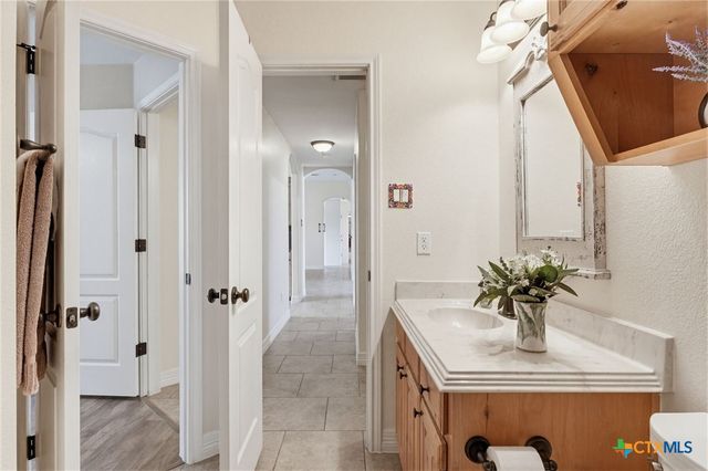3375 Upton Drive, Kempner, TX 76539