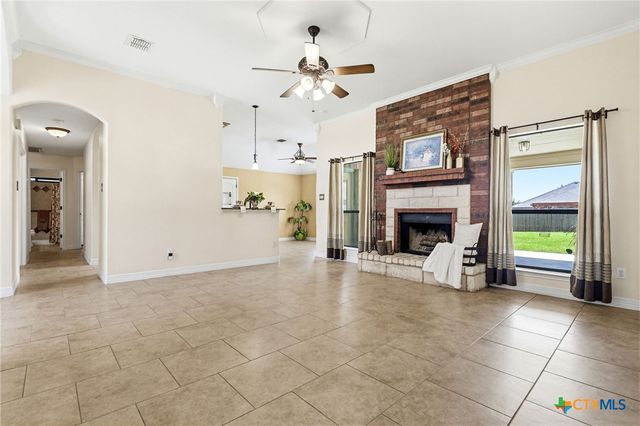 3375 Upton Drive, Kempner, TX 76539