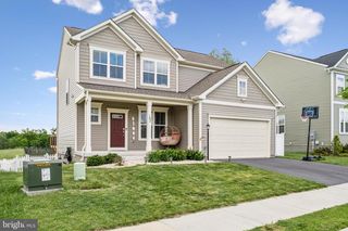 162 JEWEL BOX, Stephenson, VA 22656