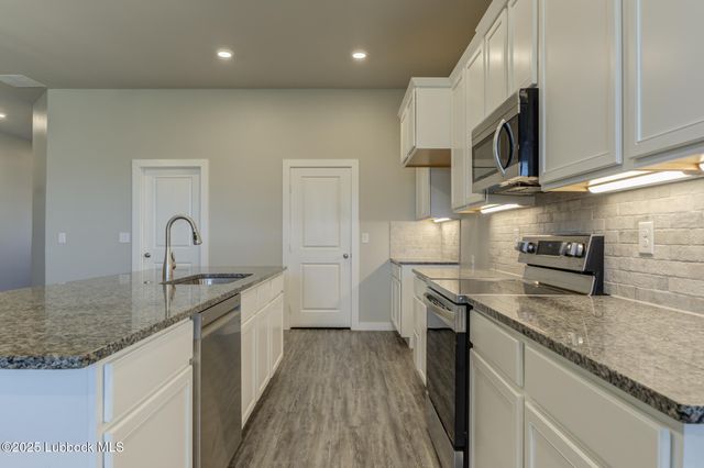 1905 141st Street, Lubbock, TX 79423