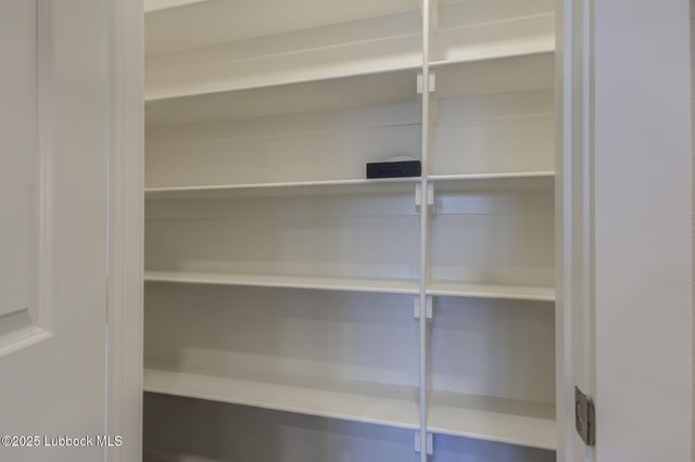 1905 141st Street, Lubbock, TX 79423