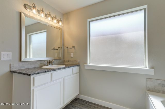 1905 141st Street, Lubbock, TX 79423