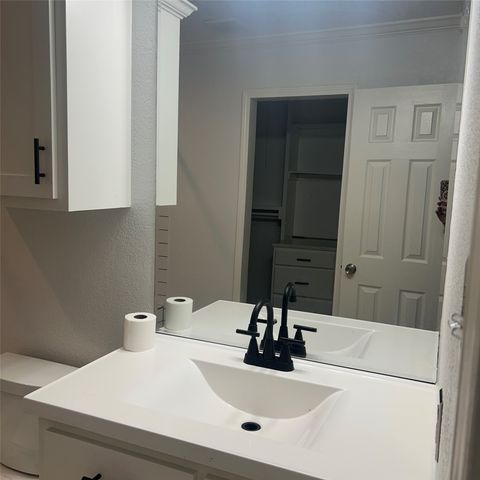 5408 Princess Court, Lake Dallas, TX 75065