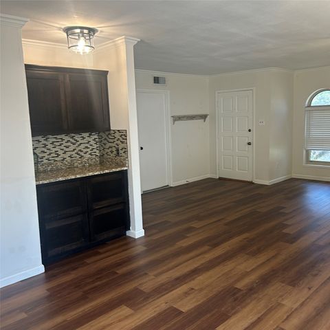5408 Princess Court, Lake Dallas, TX 75065