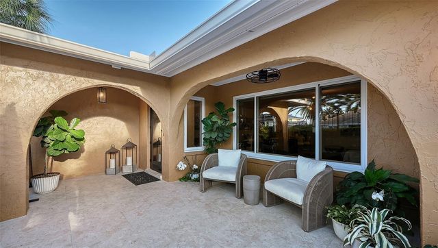 7137 WESTMORELAND DRIVE, Sarasota, FL 34243