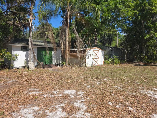 5742 Briargate Lane, Fort Pierce, FL 34981
