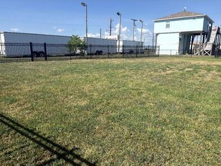 984 Bowers Lane, Port Bolivar, TX 77650