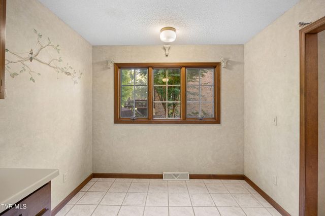 101 Stanmore Drive, Johnson City, TN 37601