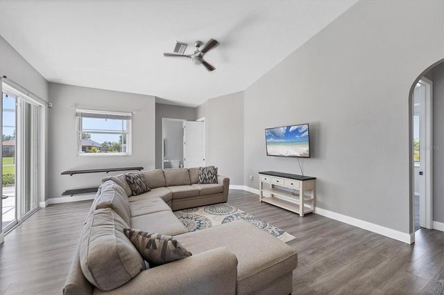 39 FAIRWAY ROAD, Rotonda West, FL 33947