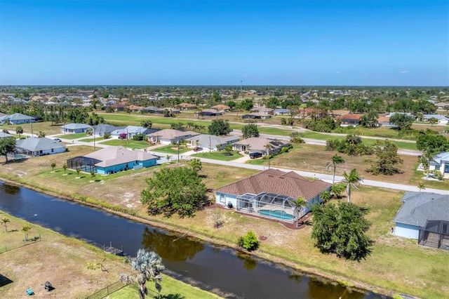 39 FAIRWAY ROAD, Rotonda West, FL 33947