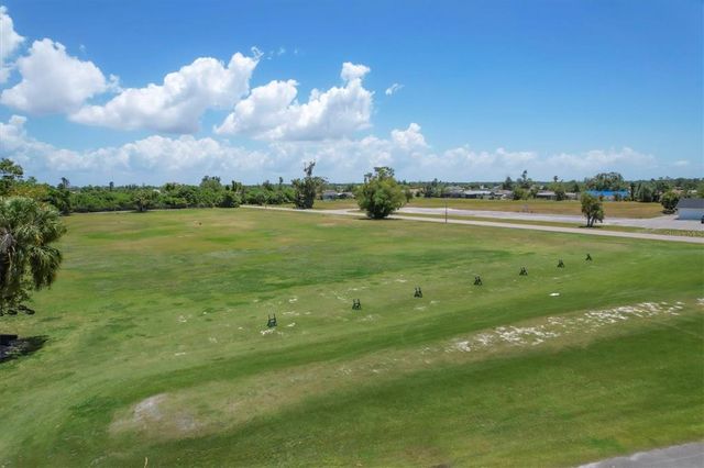 39 FAIRWAY ROAD, Rotonda West, FL 33947