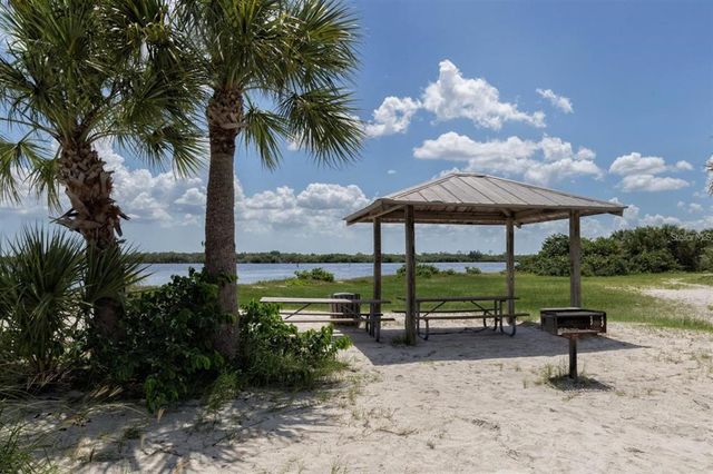 39 FAIRWAY ROAD, Rotonda West, FL 33947