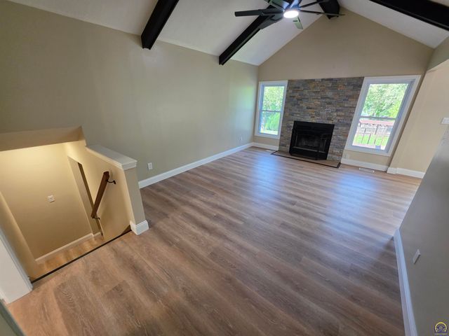 5106 SW 33rd TER, Topeka, KS 66614
