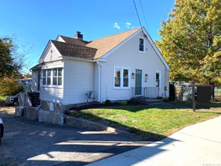 166 Sawmill Road, West Haven, CT 06516