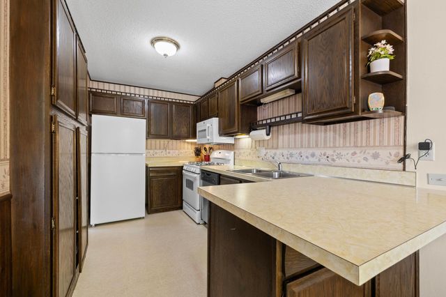 6586 Ives Lane N, Maple Grove, MN 55369