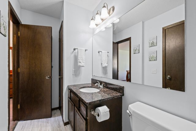 6586 Ives Lane N, Maple Grove, MN 55369