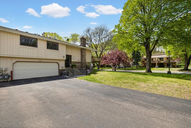 6586 Ives Lane N, Maple Grove, MN 55369