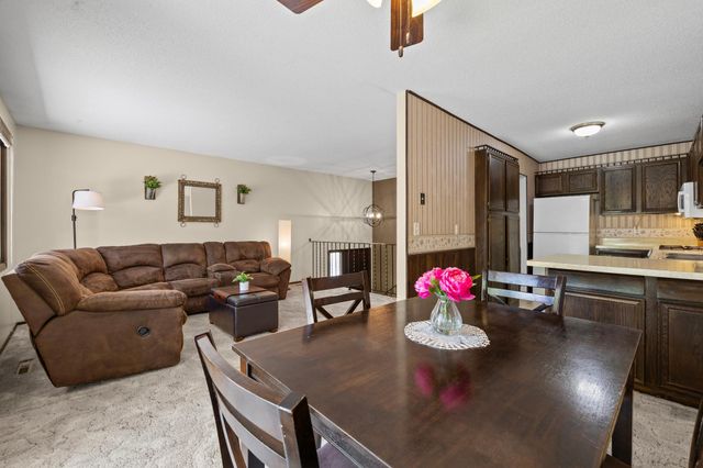 6586 Ives Lane N, Maple Grove, MN 55369