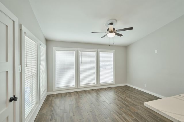 1014 Graham Drive L2, Tomball, TX 77375