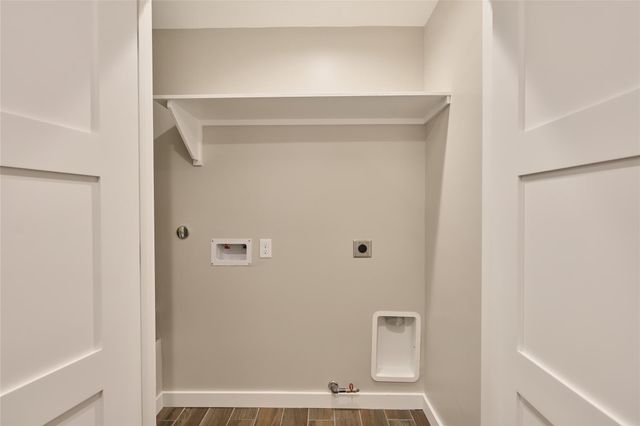 1014 Graham Drive L2, Tomball, TX 77375