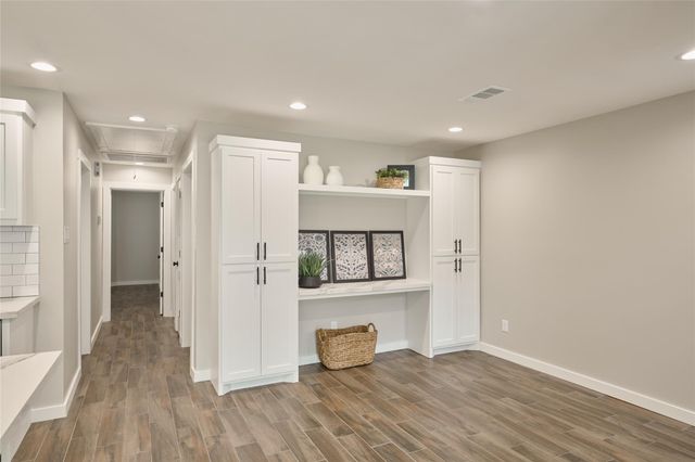 1014 Graham Drive L2, Tomball, TX 77375