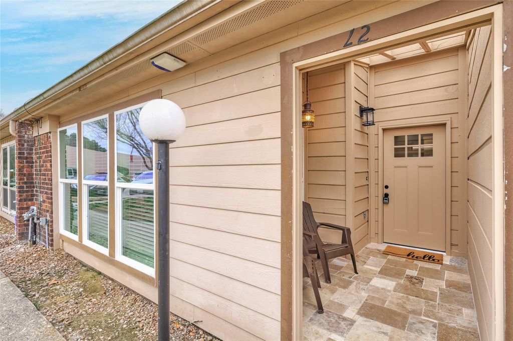 1014 Graham Drive L2, Tomball, TX 77375