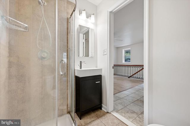 692 LAUREL LN, Bluemont, VA 20135