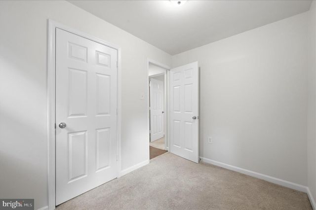692 LAUREL LN, Bluemont, VA 20135