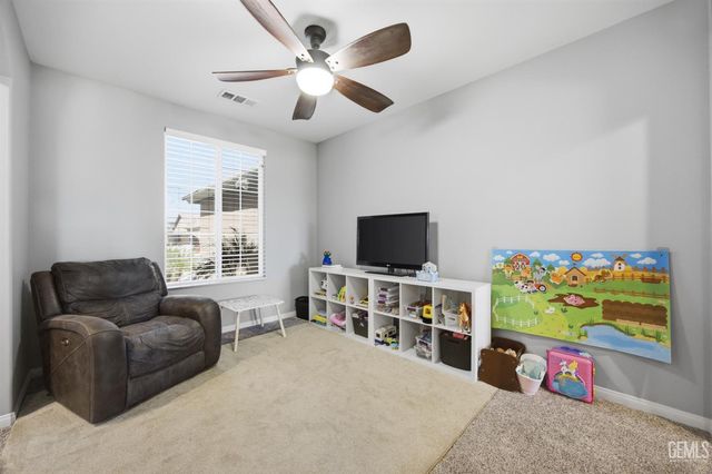 13504 Ashton Wood Court, Bakersfield, CA 93314