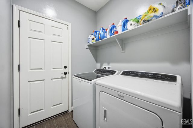 13504 Ashton Wood Court, Bakersfield, CA 93314