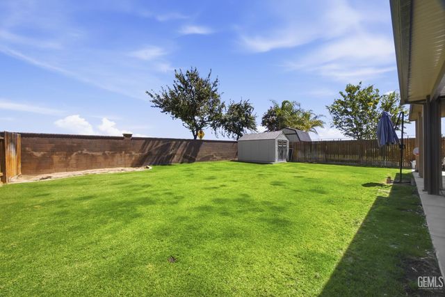 13504 Ashton Wood Court, Bakersfield, CA 93314