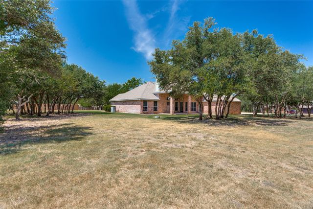 207 Highland Drive, Aledo, TX 76008