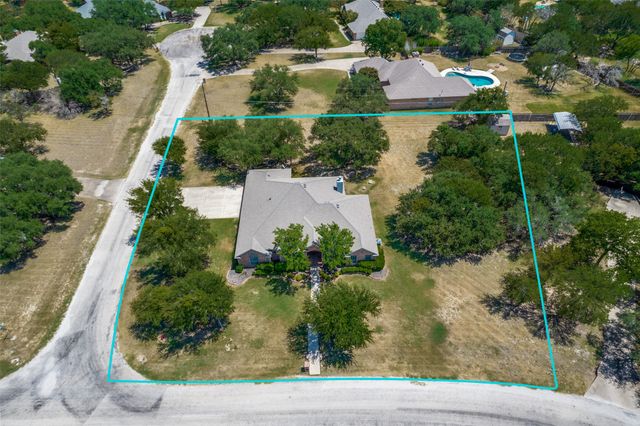 207 Highland Drive, Aledo, TX 76008