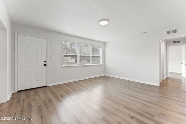 10336 PINEHURST Drive, Jacksonville, FL 32218