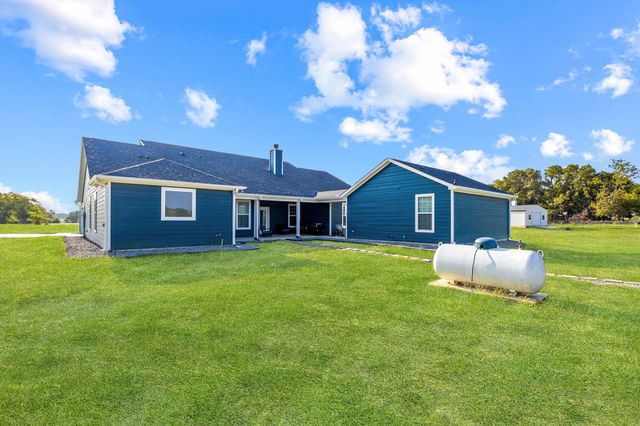 27084 FM 47, Wills Point, TX 75169