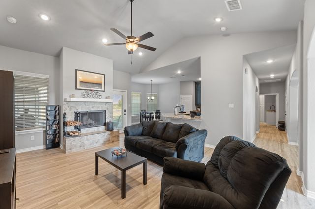 27084 FM 47, Wills Point, TX 75169