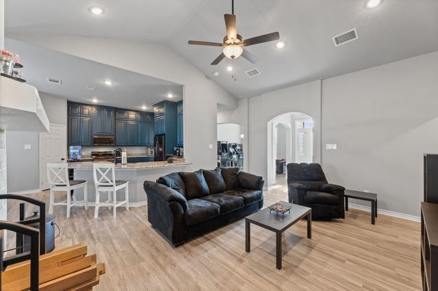 27084 FM 47, Wills Point, TX 75169