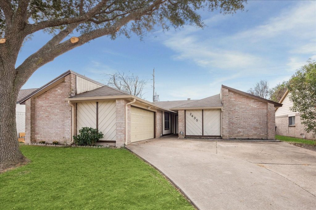 2435 Creek Meadow Drive, Houston, TX 77084