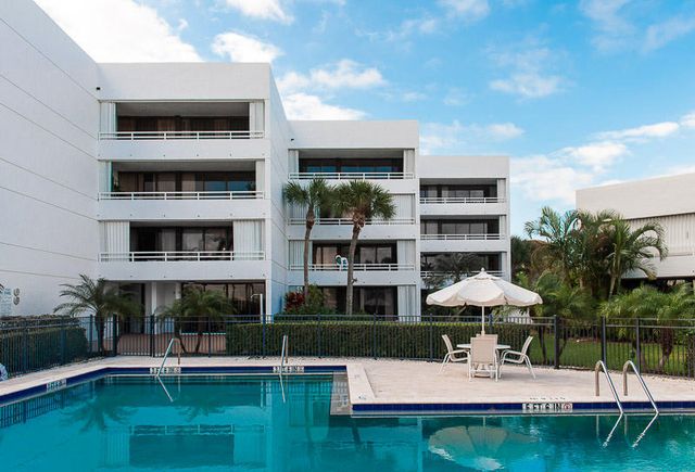 3701 S Flagler Drive A204, West Palm Beach, FL 33405