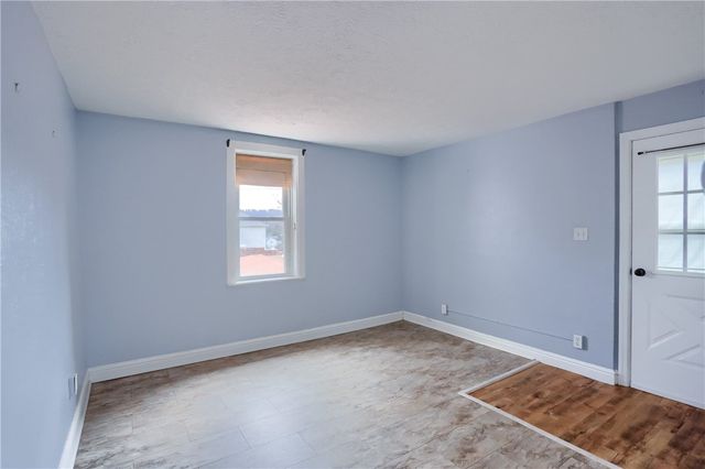 205 Howard Street, Robinson Twp, PA 15057