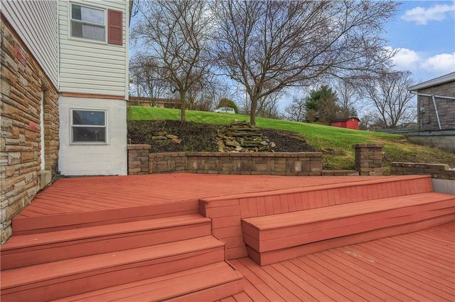 205 Howard Street, Robinson Twp, PA 15057