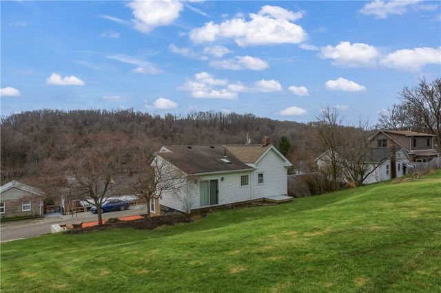 205 Howard Street, Robinson Twp, PA 15057