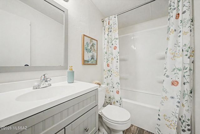 12644 S Red Horizon Trail, Vail, AZ 85641