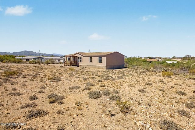 12644 S Red Horizon Trail, Vail, AZ 85641