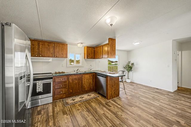 12644 S Red Horizon Trail, Vail, AZ 85641