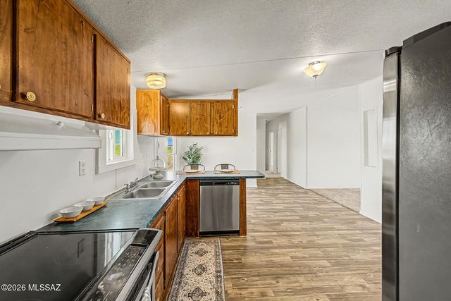 12644 S Red Horizon Trail, Vail, AZ 85641