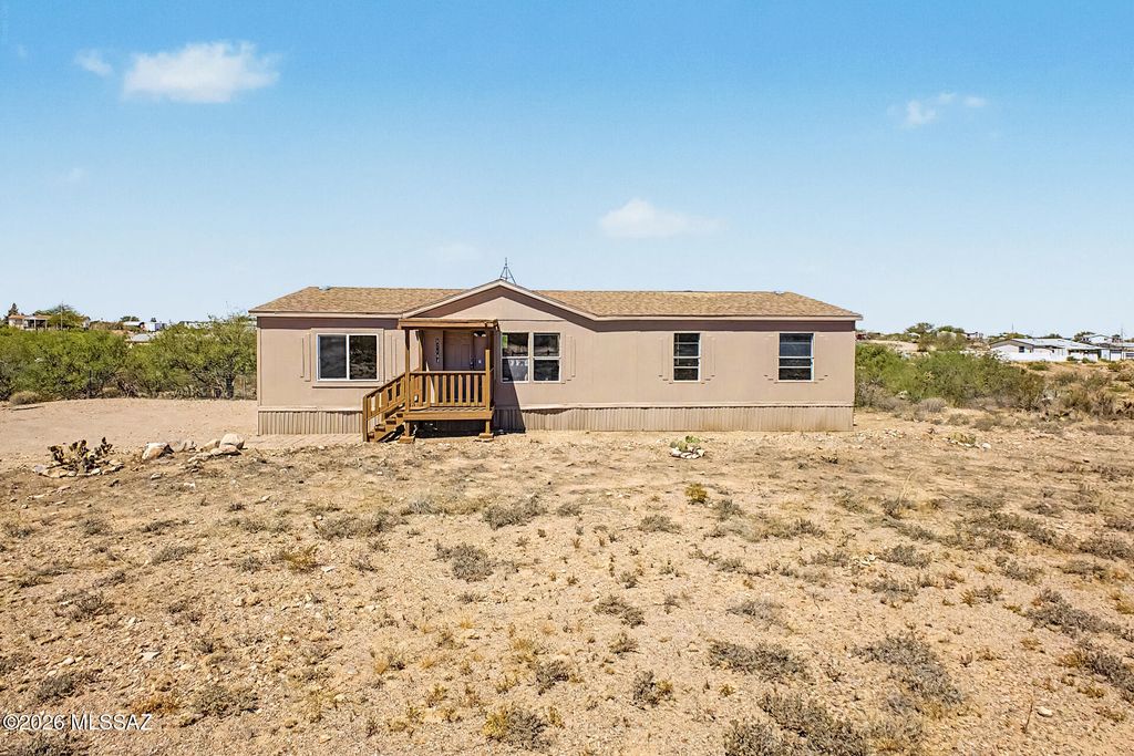 12644 S Red Horizon Trail, Vail, AZ 85641