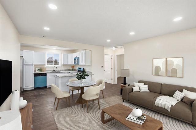 239 Travis Drive, Riverside, OH 45431