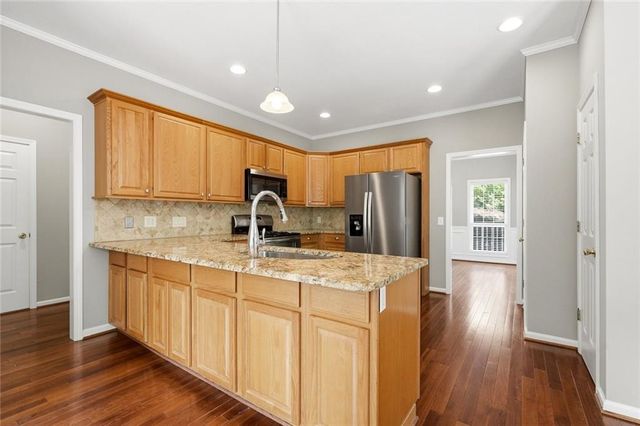 995 Stefan Walk, Cumming, GA 30040