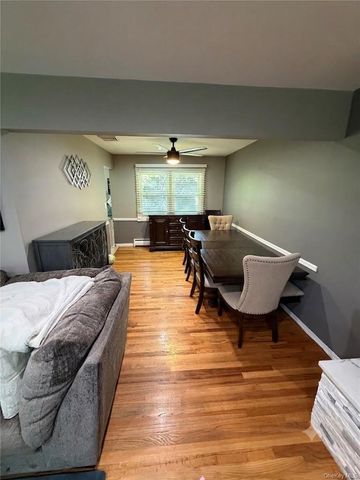 6 Raphael Street, Huntington, NY 11746